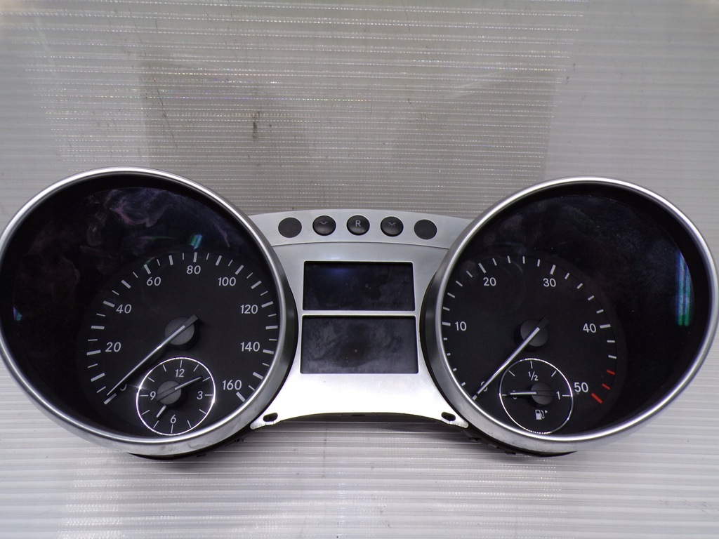фото №1, Лічильник прилади mercedes w164 ml w251 r klasa