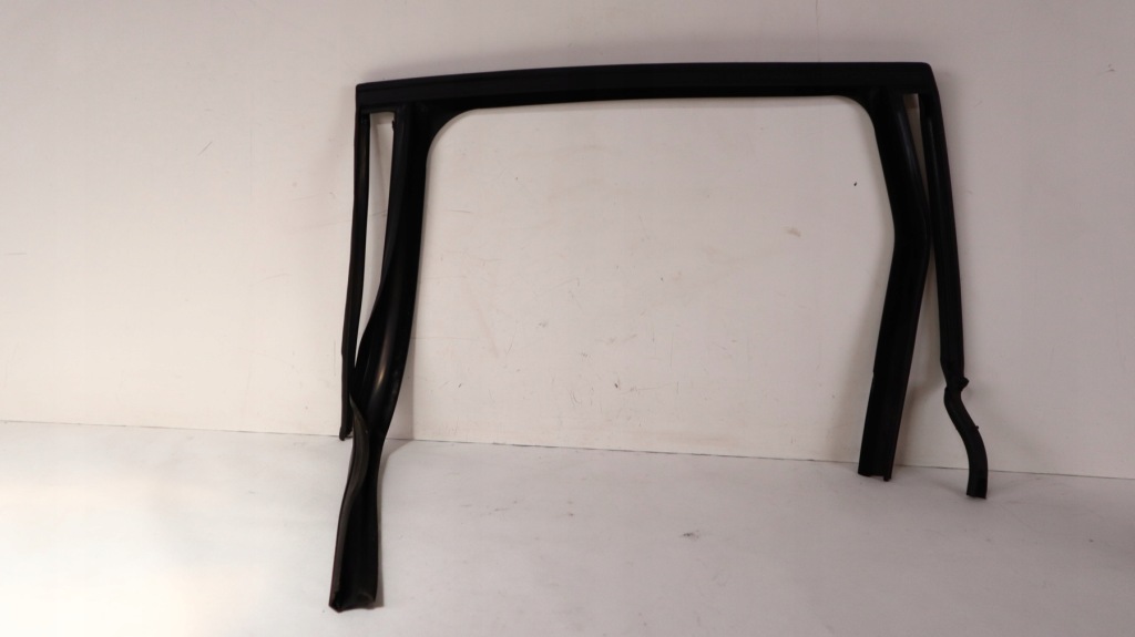 фото №1, Volvo xc60 i lift прокладка дверь левая задняя 31352214