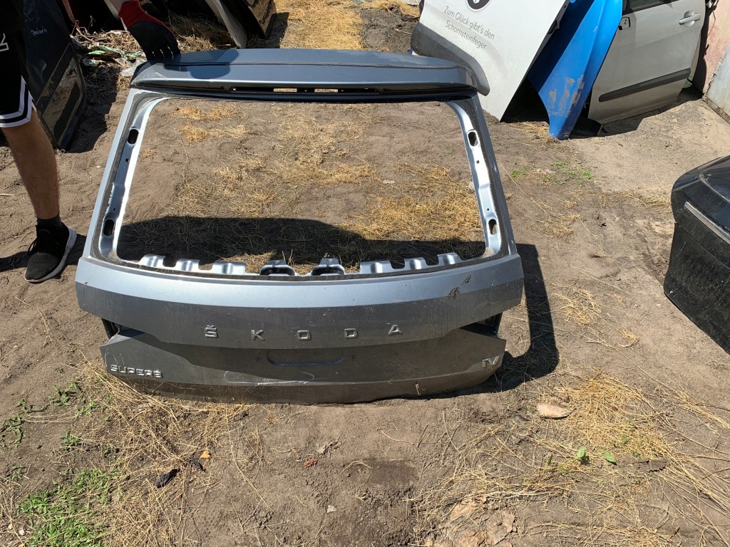 фото №1, Skoda superb iii kombi 3v9 2015-2019 крышка багажника задняя