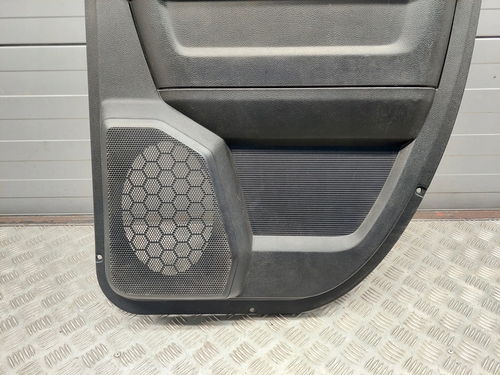 фото №9, Dodge ram задняя сторона правая обшивки дверь