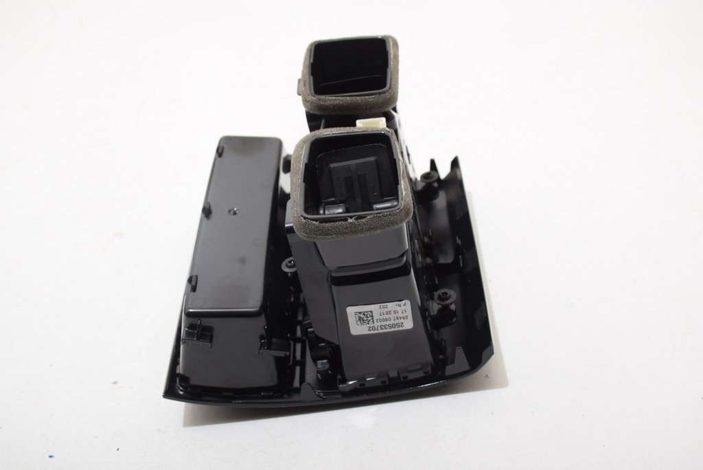 фото №10, Bmw 7 g11 g12 решётка обдув задняя туннель среднего