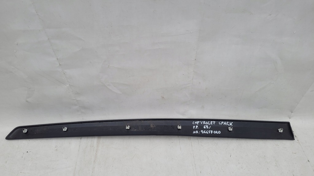 фото №2, Chevrolet spark молдинг дверь правая перед oryg.