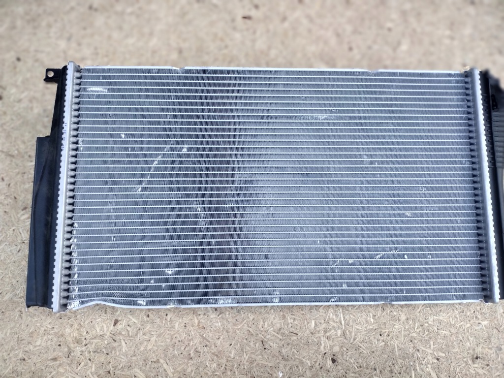 Радиатор воды bmw 1 f20/f21 08.11-- 17117600520 Недорого
