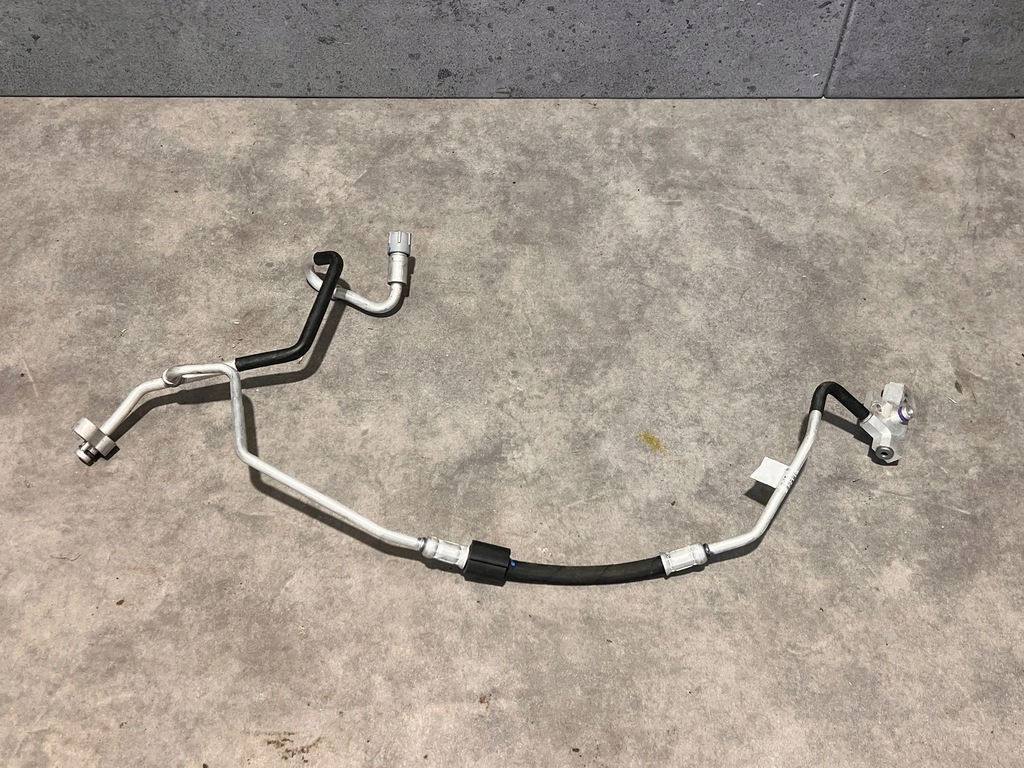 фото №1, Шланг кондиционера трубка audi q8 4m1816720r