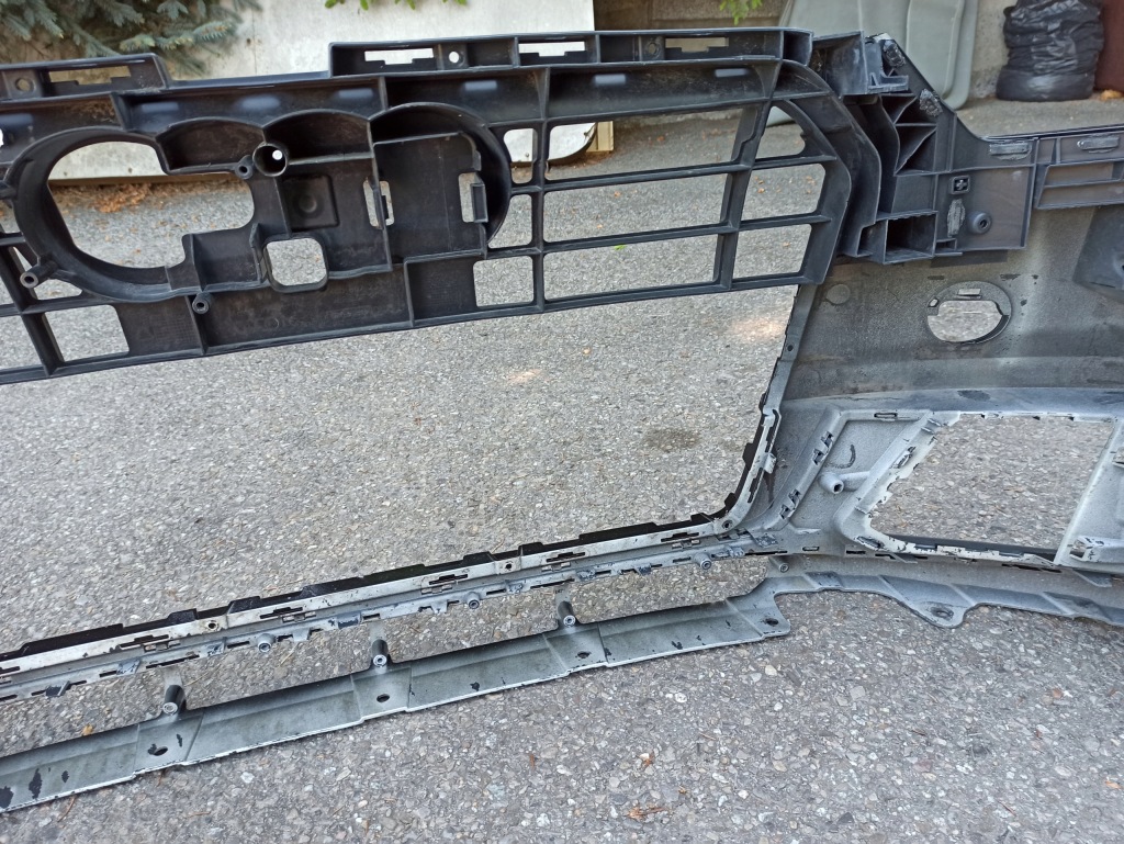 Audi a6 c7 allroad 14-18 рестайлінг  бампер перед 4g0807233j Доставка