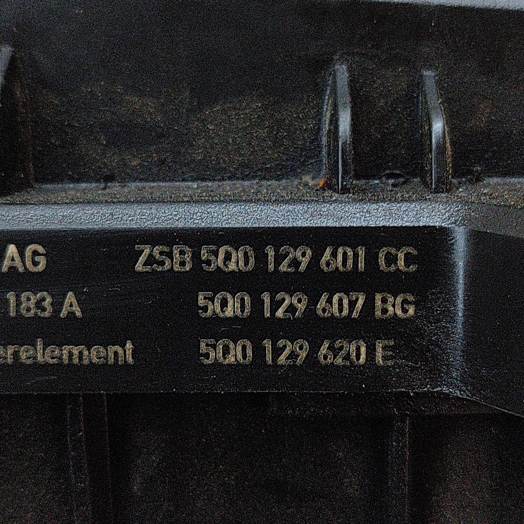 фото №8, Volkswagen t-roc 2023 корпус фильтра воздуха