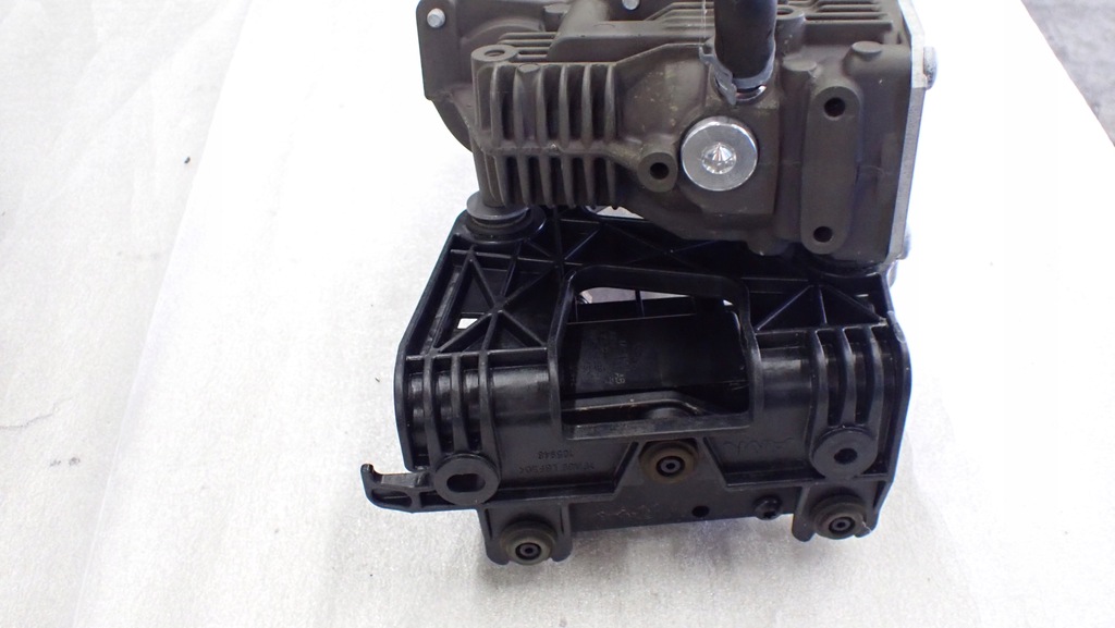 фото №5, Насос подвеска jaguar xj aw933b484aj