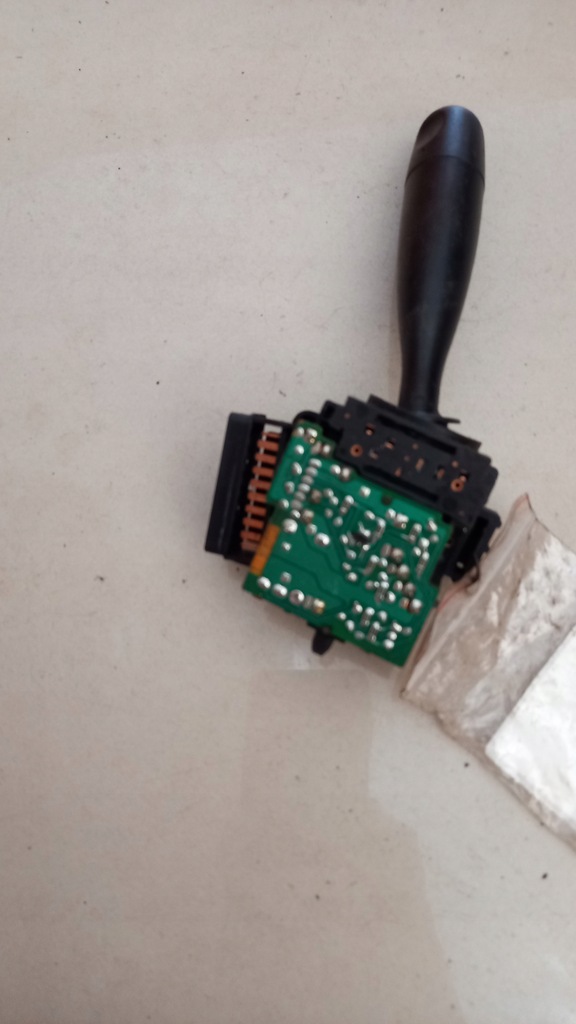 фото №1, Перемикач комбінований toyota yaris 03r