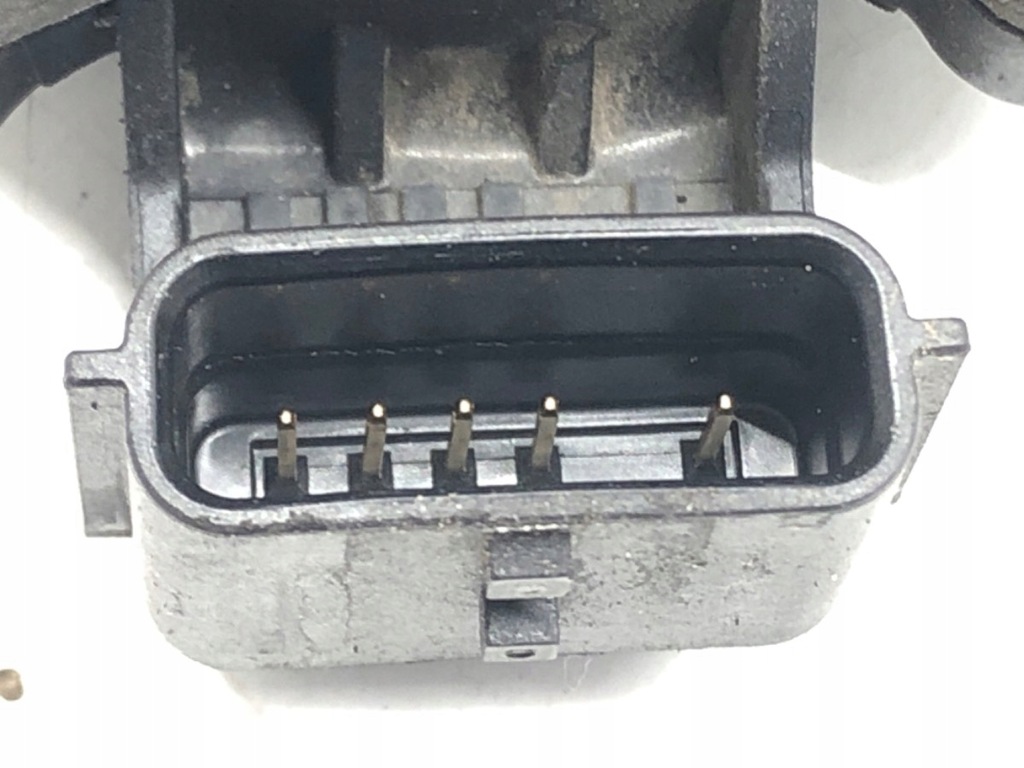 фото №6, Дросельна заслінка dacia duster 8200614985 1.5 107km 10-18