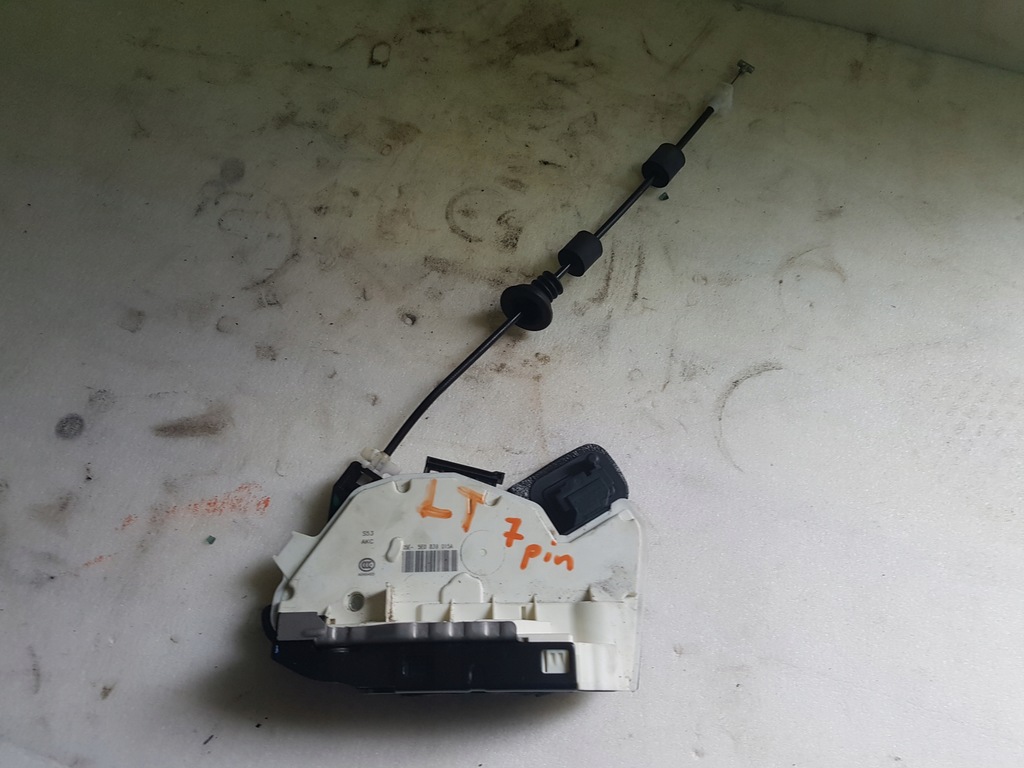 фото №1, Замок двері лівий задня skoda rapid 5e0839015a