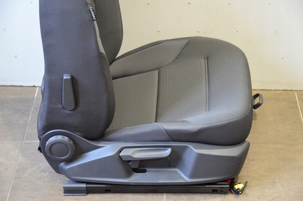 фото №6, Vw golf vii 7 lift велюровый 5d материал anglik nowe механический