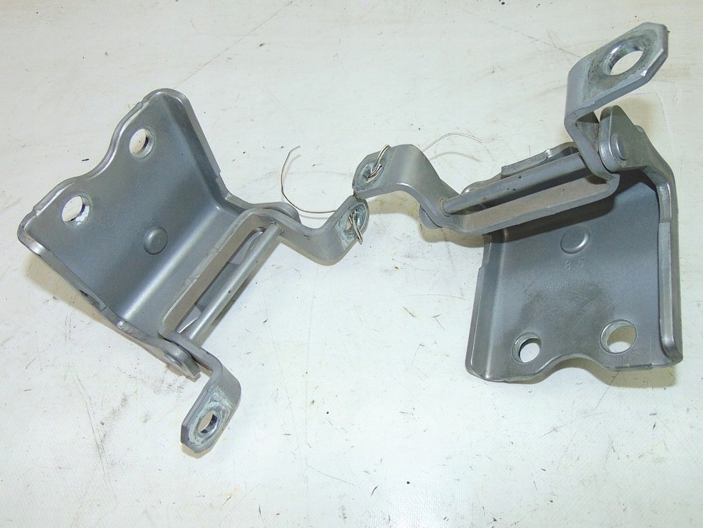 фото №4, Renault koleos i 2.0 dci 09r петля крышки задняя