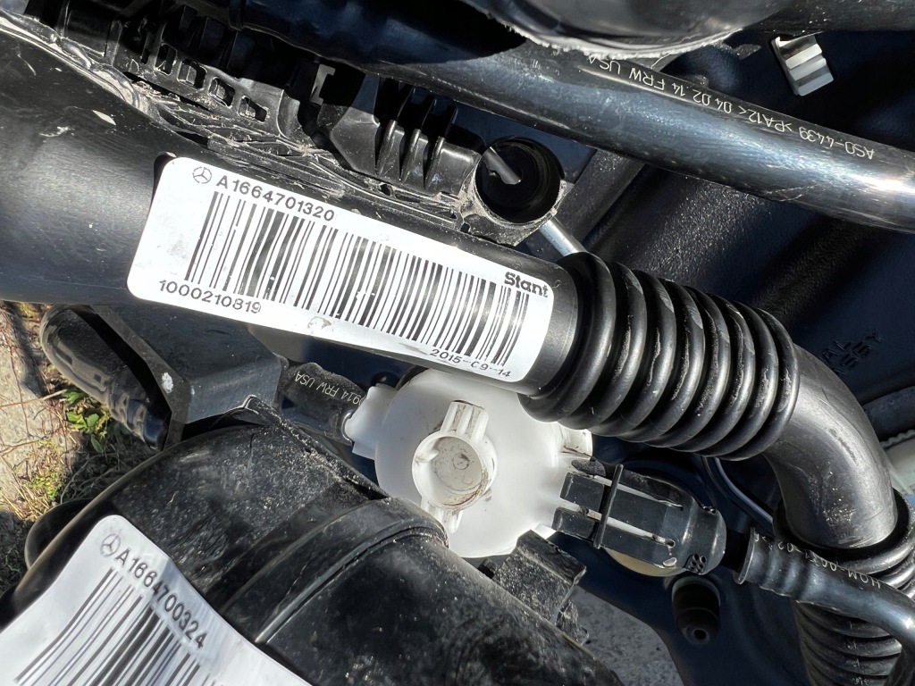 фото №8, Бак заливная горловина насос топлива mercedes gl x166 3.0 cdi 350 bluetec 4matic 4x4