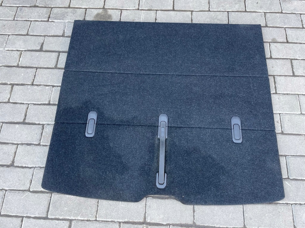 фото №1, Volvo c40 плита пол багажника bardzo ladna