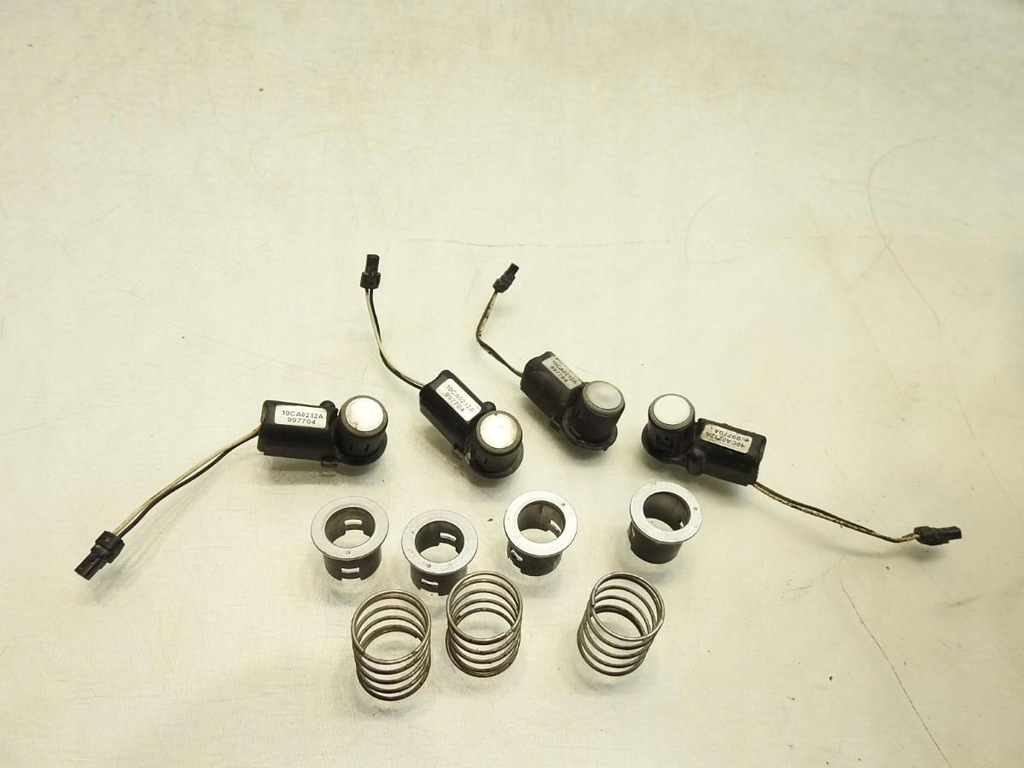 фото №8, Отсутствует 1 пружины датчик датчики pdc toyota corolla verso ii 1c0 10ca0212a