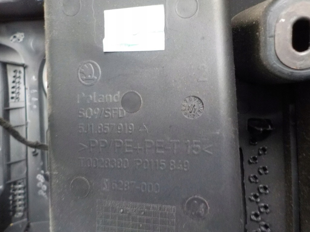 фото №5, Skoda fabia 2011r 1.2b панель приладів приладова