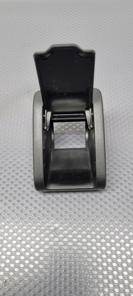 фото №4, Mercedes w205 заглушка isofix a2058680239