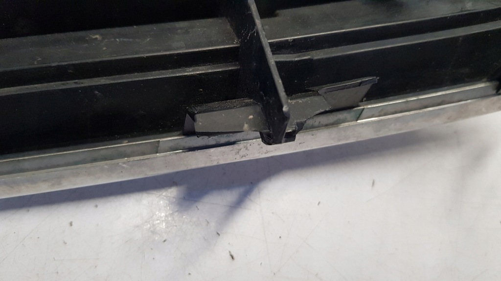 Решітка радіатора mini cooper one r56 в Україні