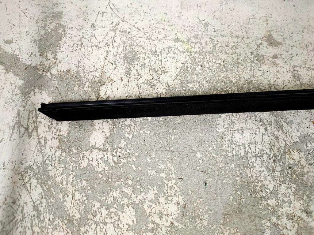 фото №4, Молдинг дверь хром левая mini clubman r55