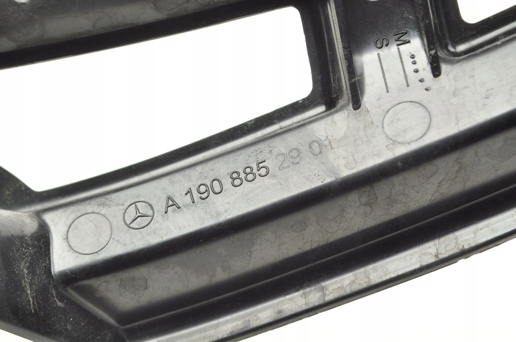 Mercedes amg gt c190 направляющая бампера левый задний  a1908852901 с Разборки