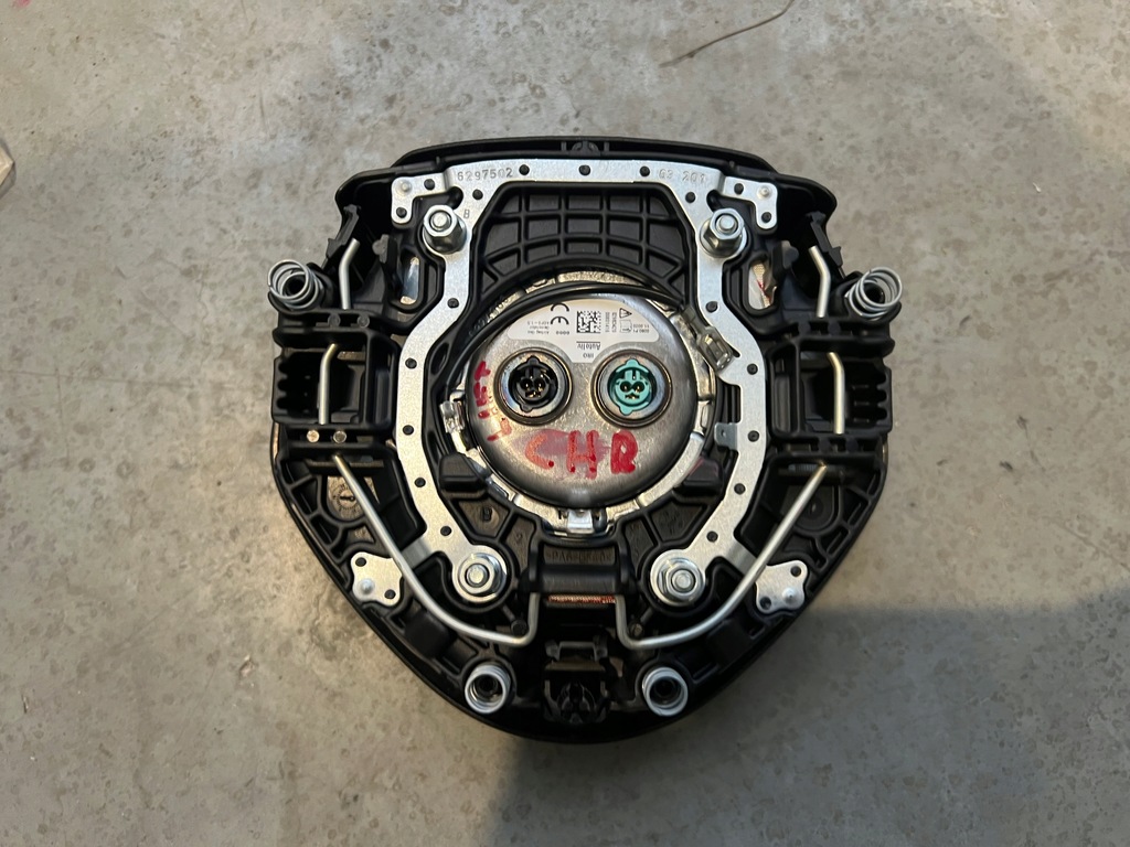 фото №11, Приборная панель консоль подушка безопасности ремни toyota c-hr chr lift