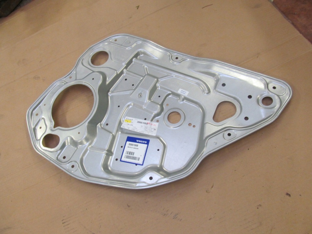 фото №1, Volvo v70 07-16 плита шумоізоляція права задня c308