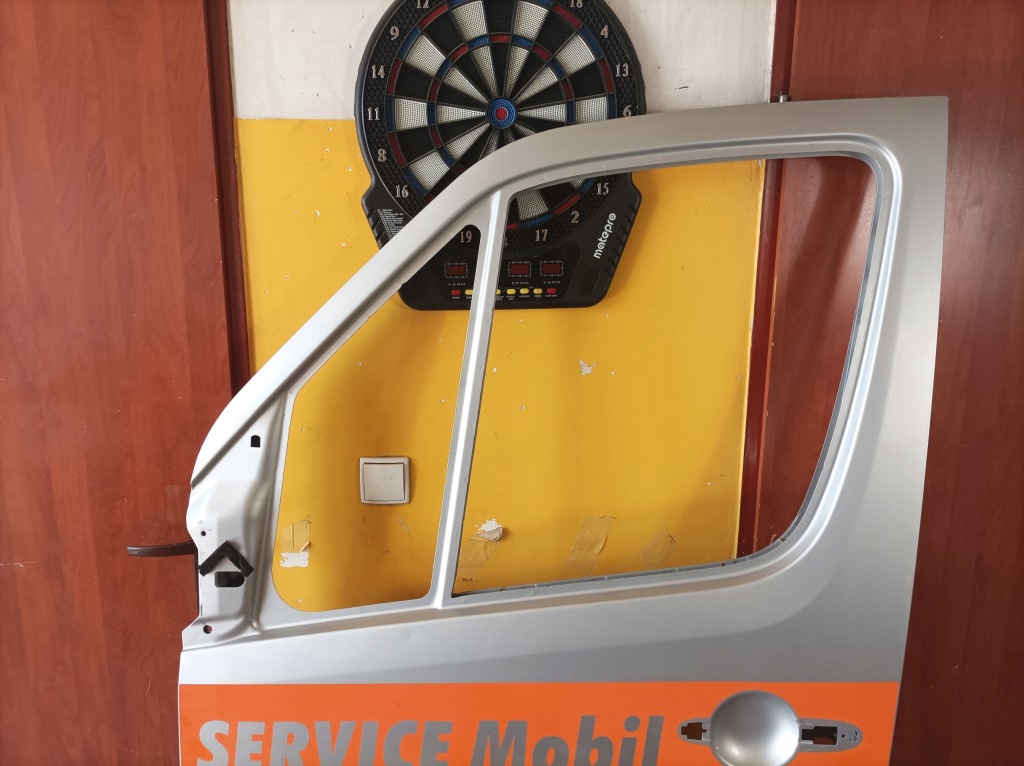 фото №2, Mercedes sprinter 906 дверь левая перед