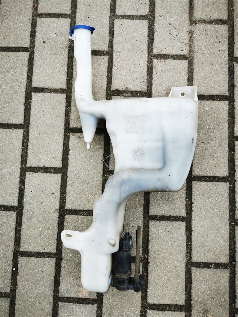 фото №1, Ford fiesta mk7 lift бачок омывателя