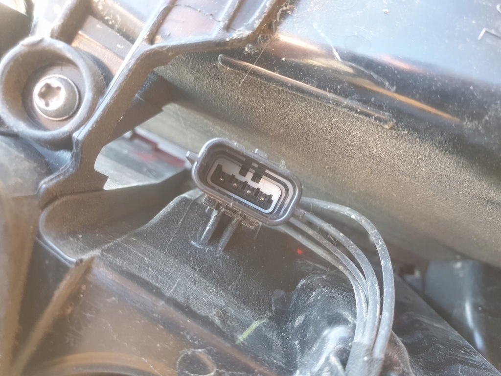 фото №8, Renault grand scenic iv лампа лівий задня 265553283r 265556011r крила+ кришка багажника