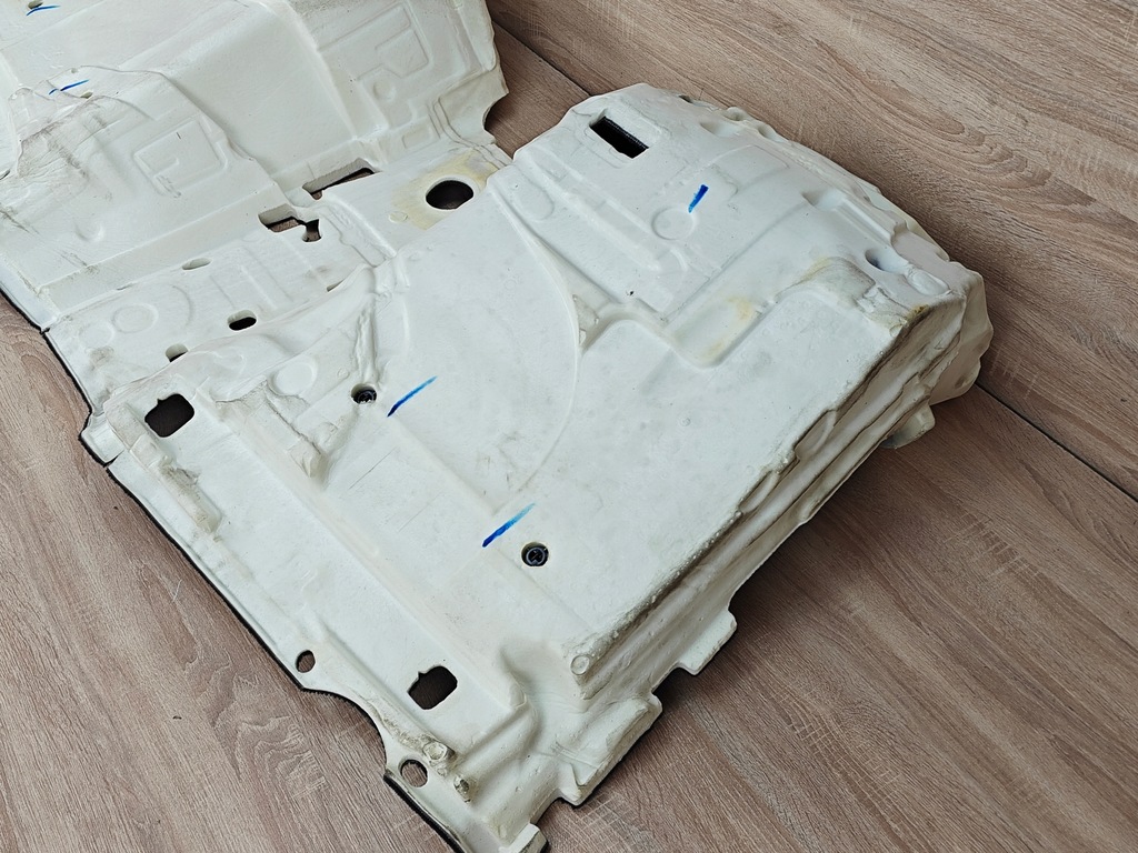 фото №8, Оригінальна обшивка килимок підлога перед bmw g23 g22 8097337 33km!