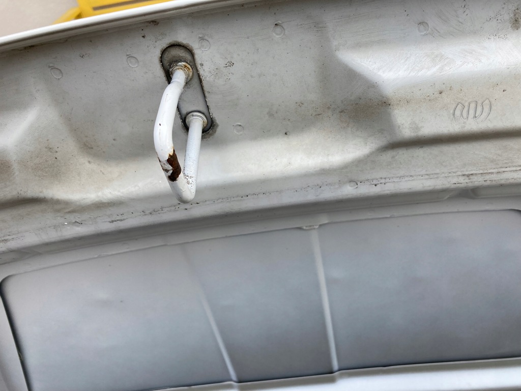 фото №10, Dodge nitro капот