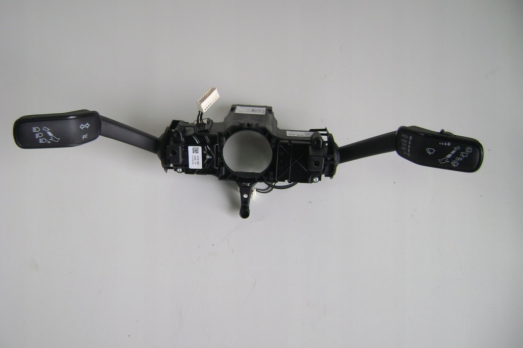 фото №1, Vw t-roc - переключатели 5q1953521