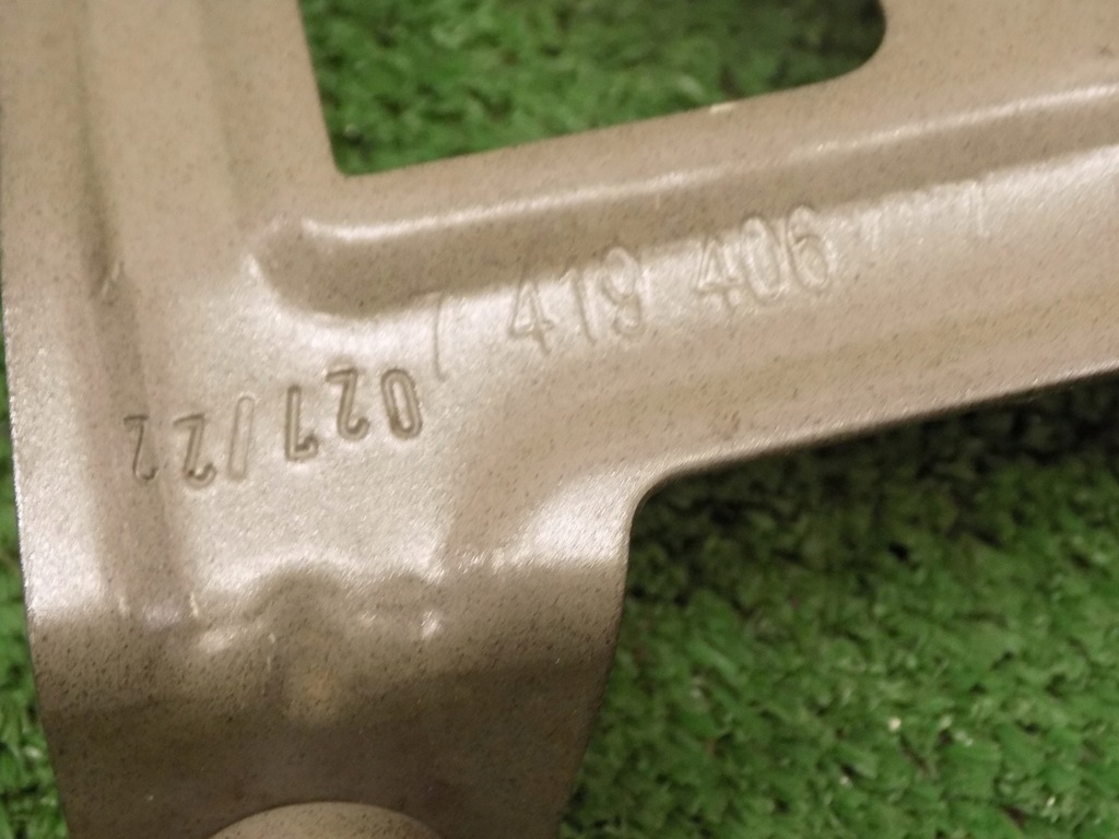 фото №5, Bmw 3 g20 кронштейн кронштейн крыла левая 7419405