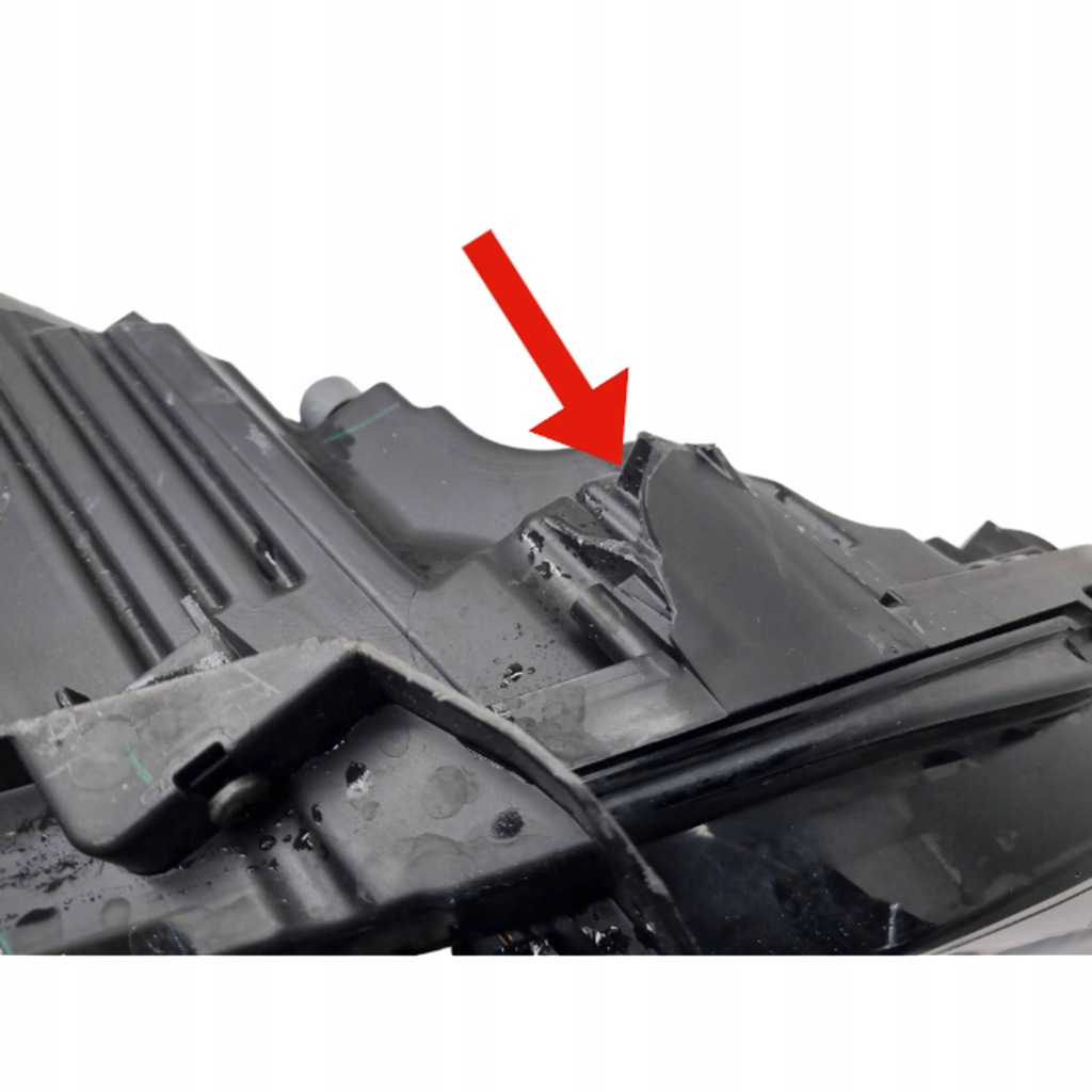 фото №8, Alfa romeo tonale 2022 левая сторона лампа передняя