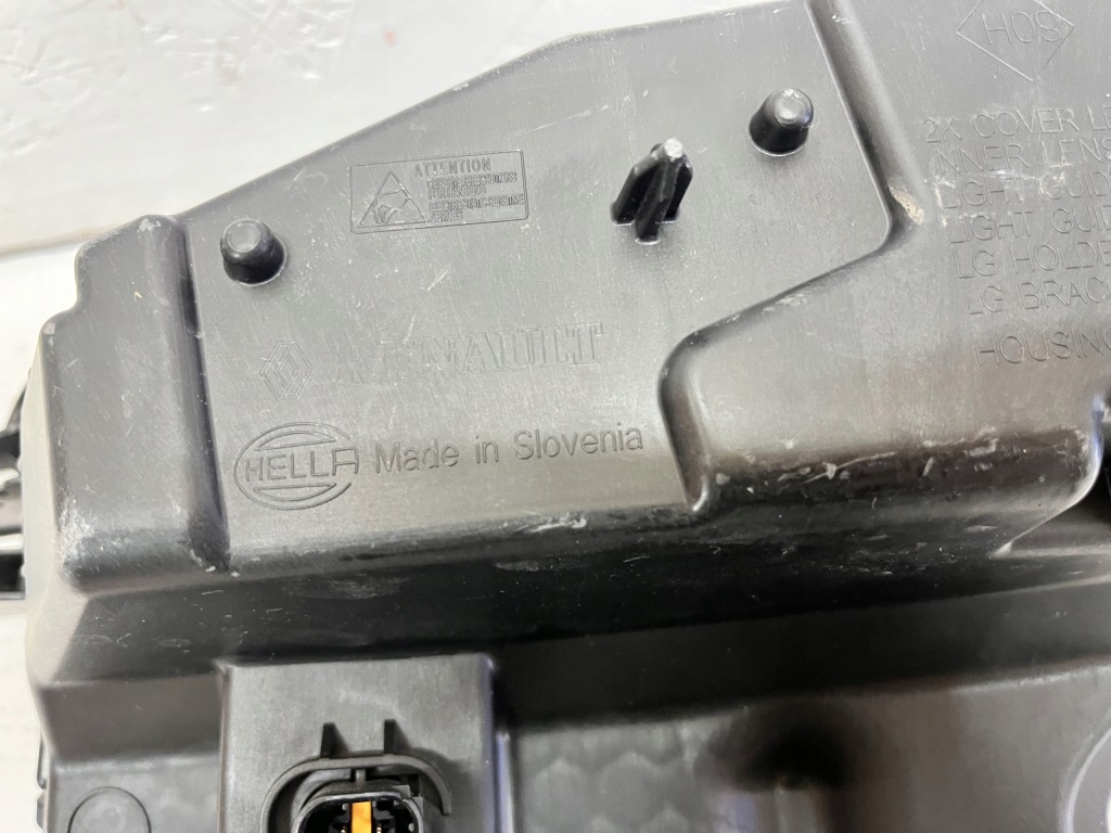 Купить Renault captur 2 рестайлинг  2023- drl правый led оригинал