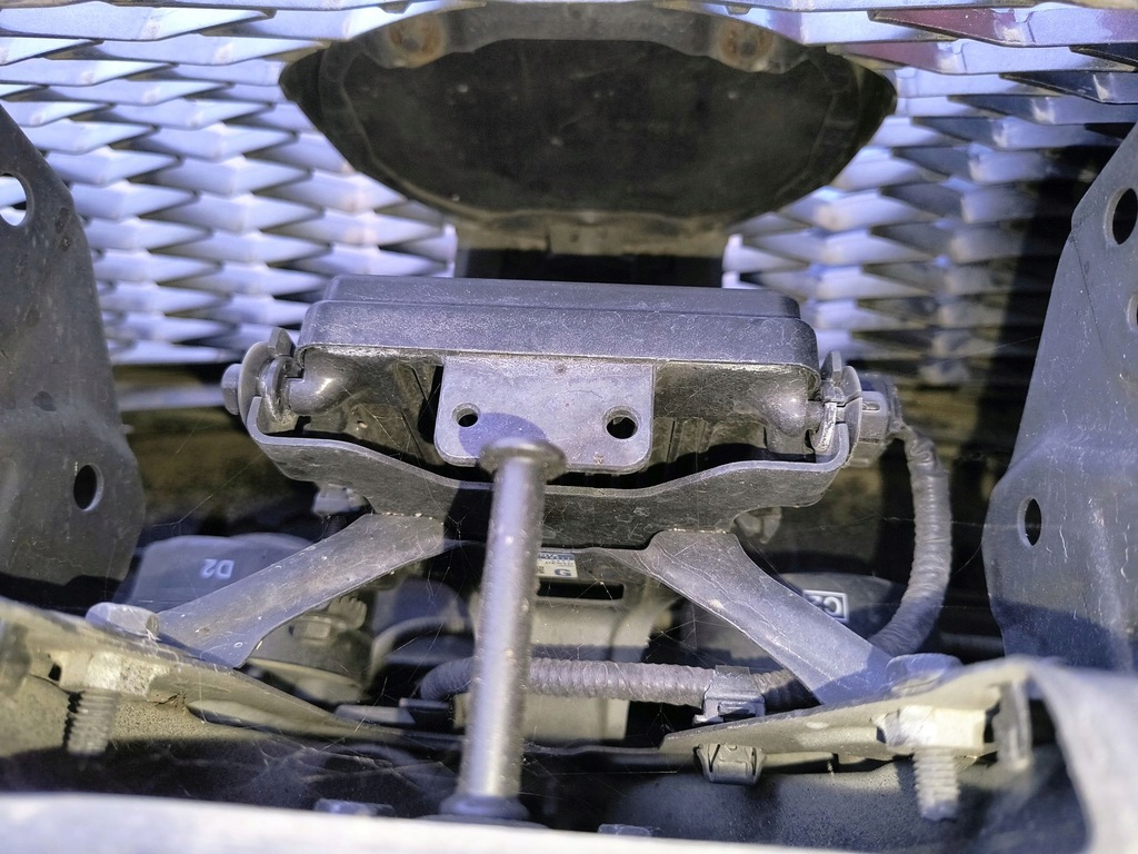 фото №12, Бампер задний нижний низ dół диффузор камера pas четверть lexus nx i f-sport