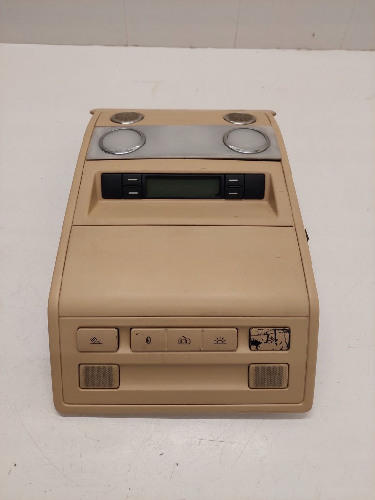 фото №1, Лампа потолочный volkswagen touareg 7l0868403