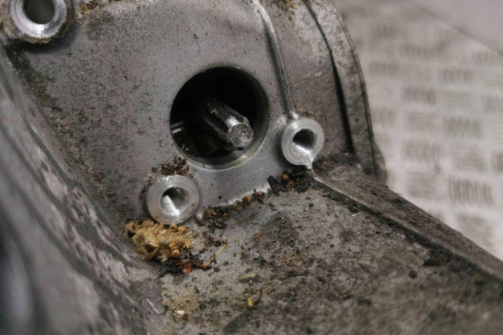 фото №7, Коробка передач передач bmw i3 i01 7613560 0.6l 2015