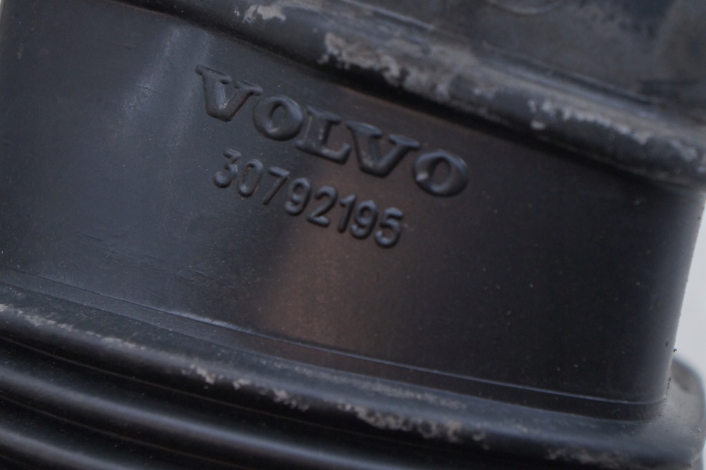 фото №3, Volvo s80 ii xc60 труба воздухозаборник воздуха 30792195