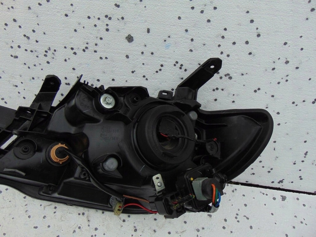 фото №6, Лампа правая перед mitsubishi outlander europa