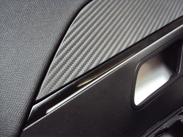 фото №5, Оббивка двері лівий перед peugeot 2008 ii