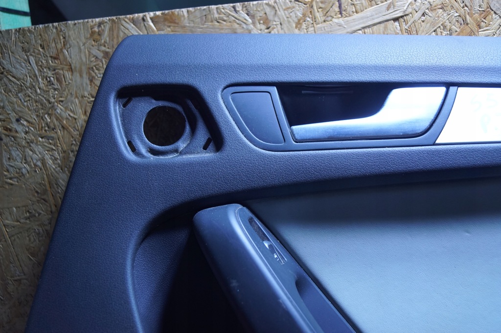 фото №5, Обшивка дверь правый задняя audi a5 s5 8t кожа