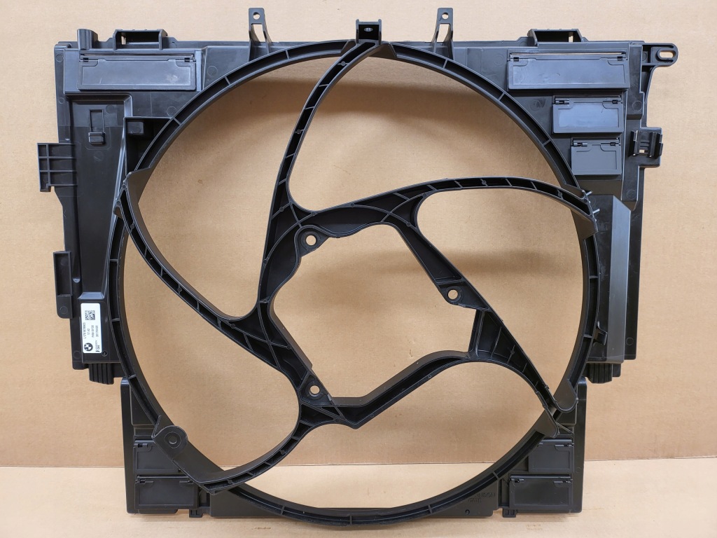 Купить Корпус вентилятора bmw serii 5 f10 f11 520i 528i