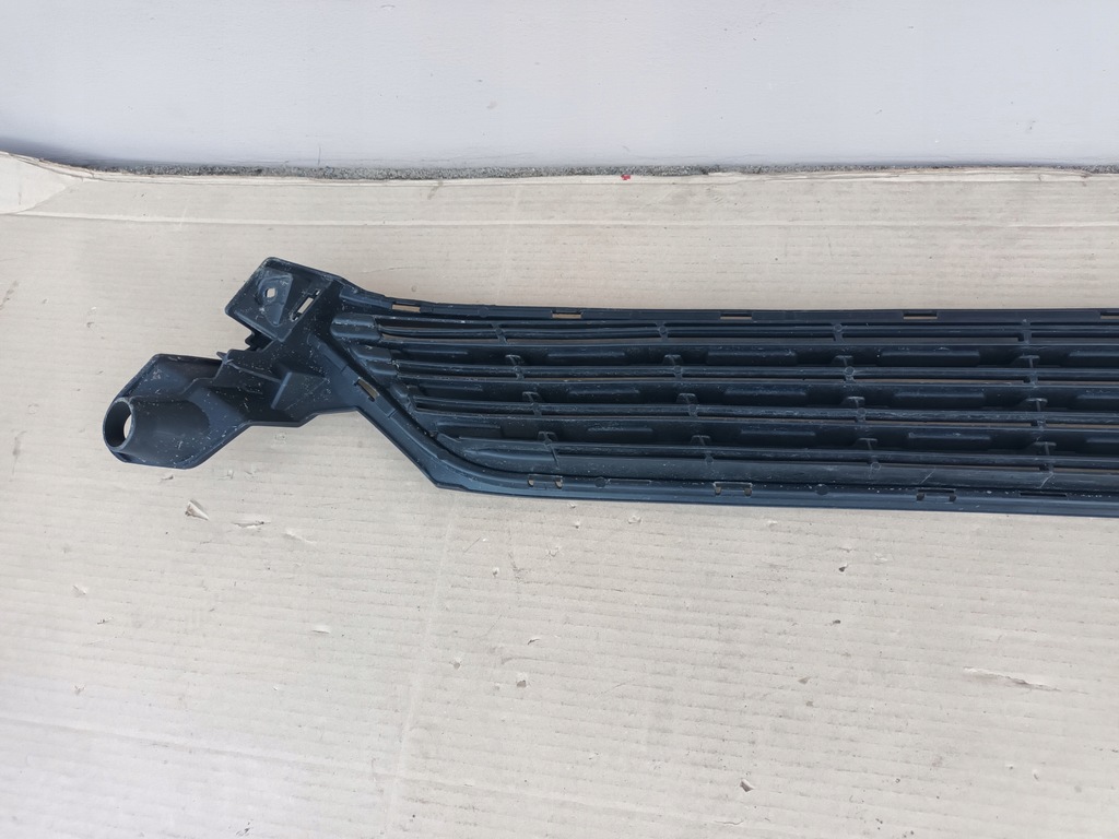 фото №7, Решётка peugeot 301 2017 - средняя перед