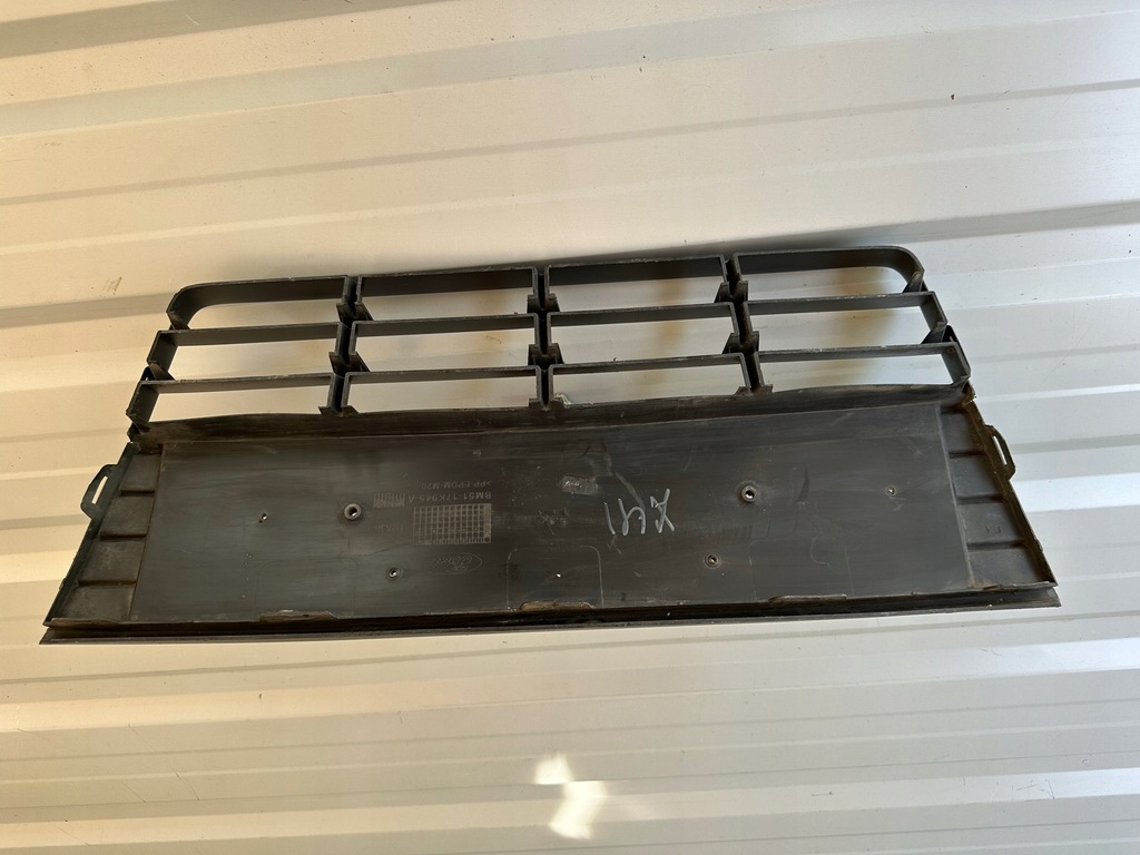 фото №8, Ford focus mk3 iii 3 10-14r решітка середня бампера перед передня