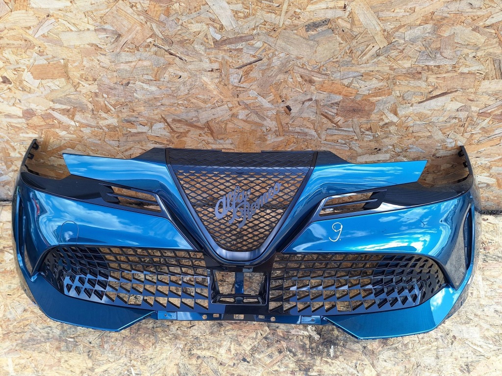 Бампер перед передний alfa romeo junior 24- 156174765 pdc Недорого