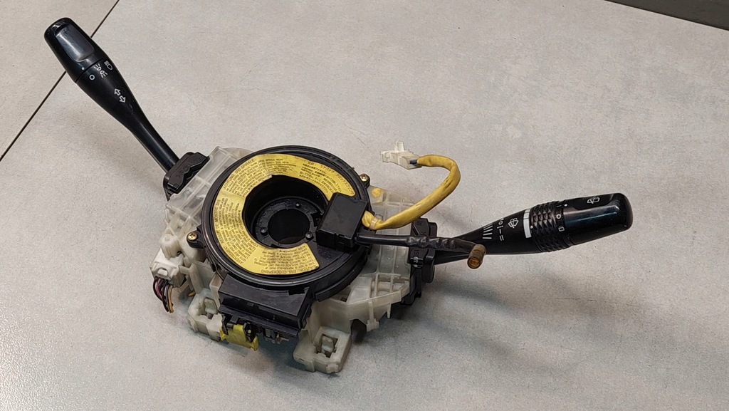 фото №8, Переключатель комбинированный space wagon iii 2.4 gdi