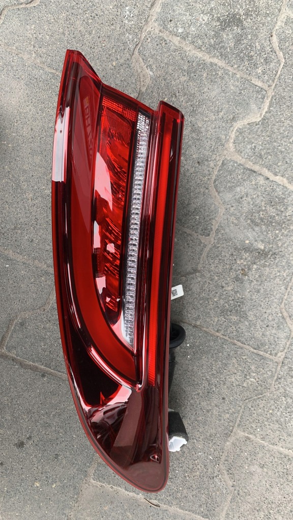 фото №1, Kia pro ceed 2017- лампа задняя задняя правая