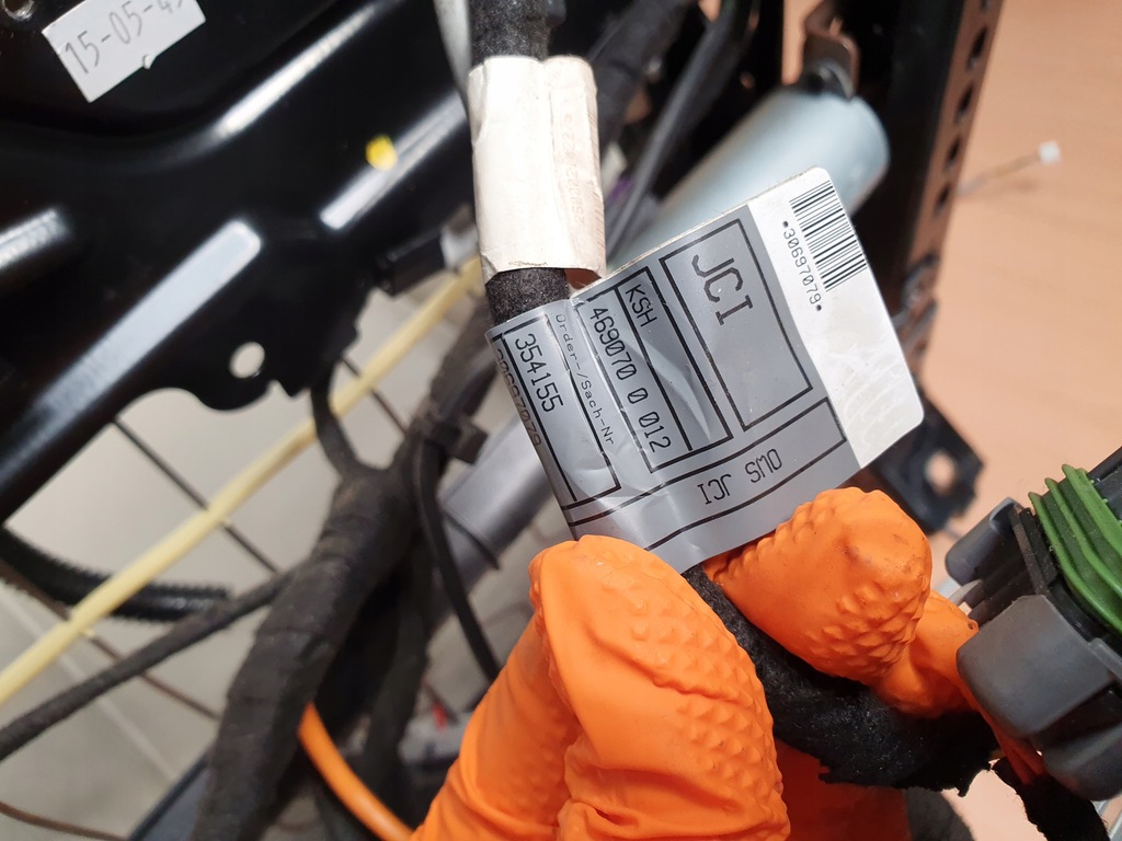 фото №15, Сиденье перед электрический моторчик правый кожа монитор volvo xc90 i