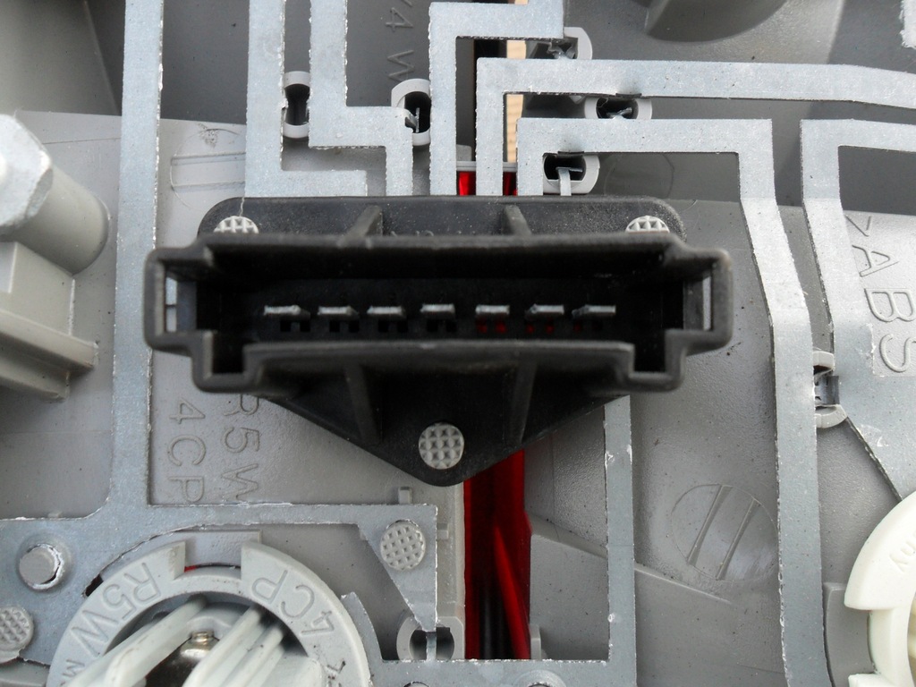 фото №16, Mercedes w221 лампа задняя левая a2218200164